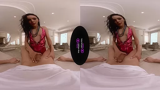 Hanna Rios,Pyetro Baggio in Carnival Mask - SexLikeReal Shemale