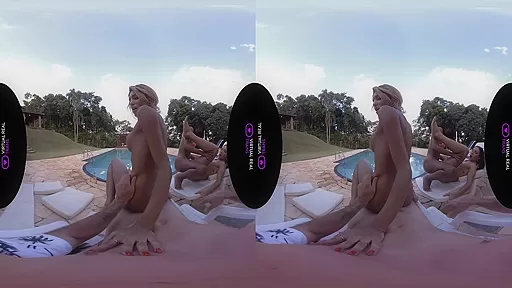 Paty Cameron & Bronze & Hanna Rios in Spring breakers - VirtualRealTrans