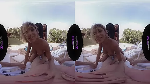 Paty Cameron & Bronze & Hanna Rios in Spring breakers - VirtualRealTrans