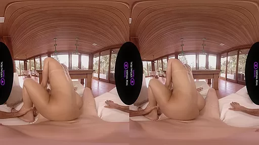 Kalliny in Wet games - VirtualRealTrans