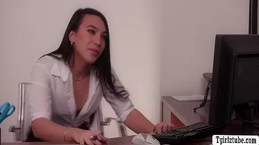 Victoria Shows Her Ts Boss, Kaysei Kei 6 Min