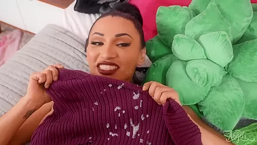 Gorgeous Shemale Busts Creamy Load