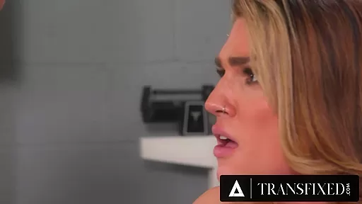 TRANSFIXED - Doctor Wolf Hudson Gets Flirty With Gorgeous Patient Kalli Grace During Annual Checkup