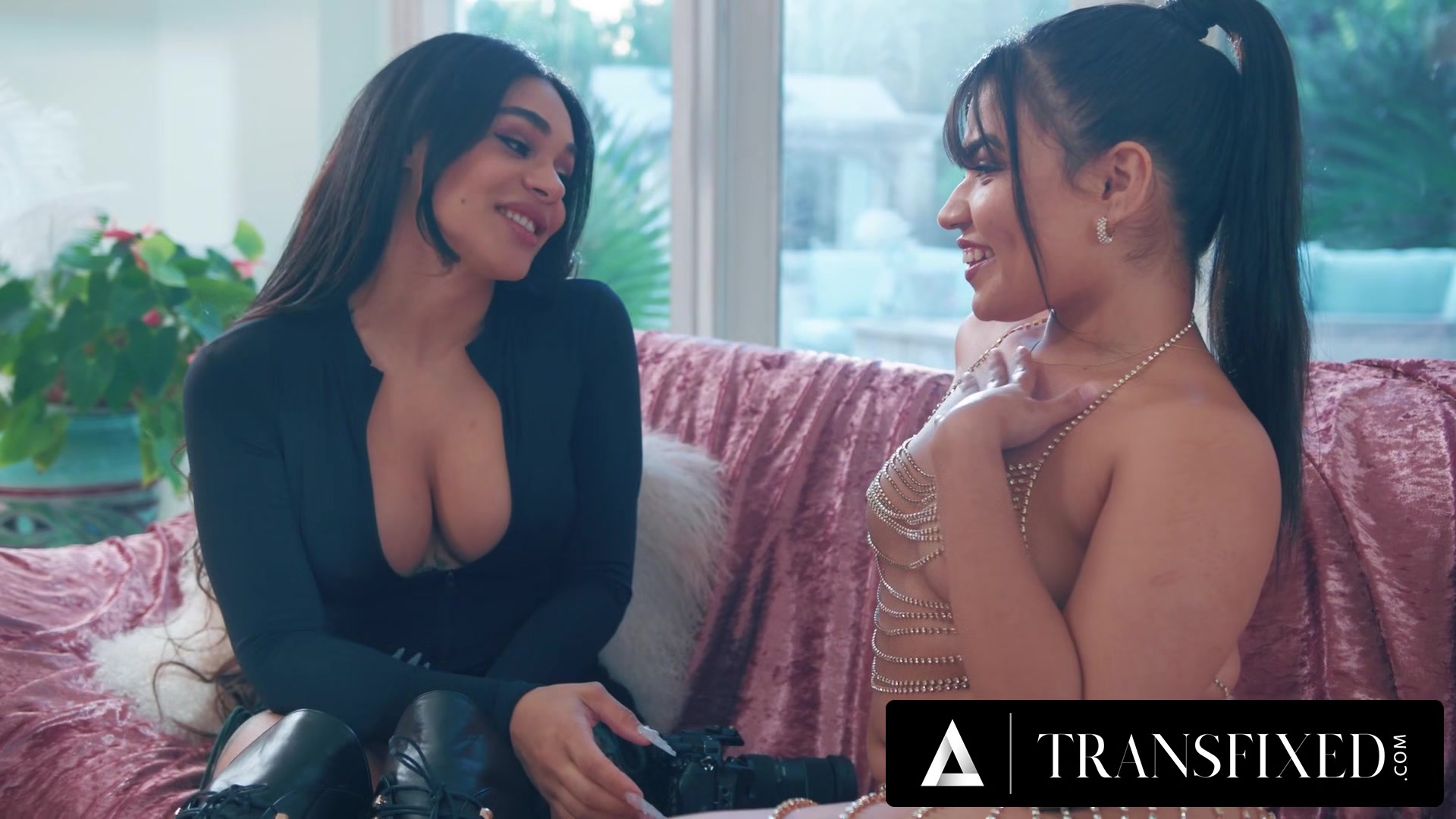 TRANSFIXED - Stacked Photographer Eva Maxim CREAMPIES PAWG Model Summer Col During Sexy Photoshoot