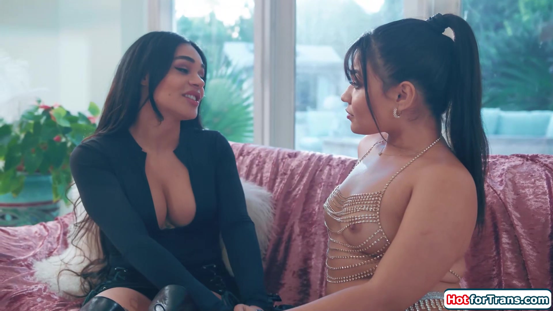 Busty latina tgirl photographer Eva Maxim fucks petite model
