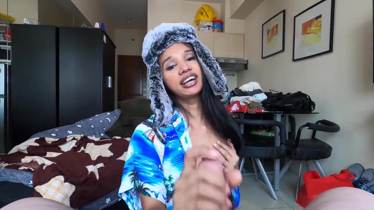 Snow Bunny In Daisy Ladyboy Asian