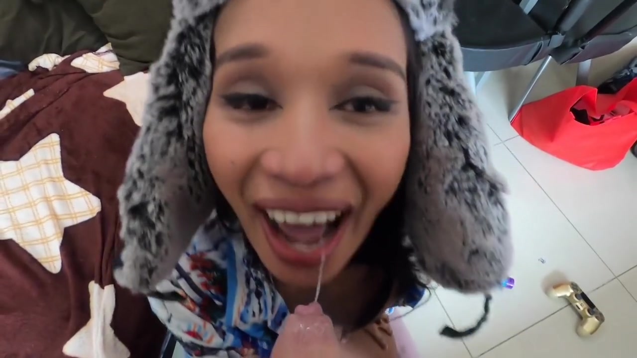 Snow Bunny In Daisy Ladyboy Asian