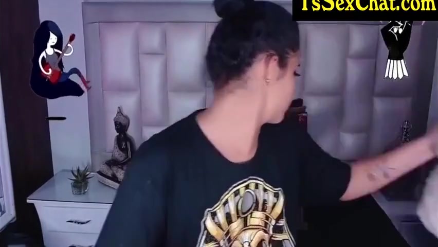 Small Hot Jaks Her Cock On Webcam
