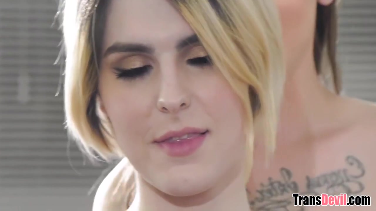 Holly Wood, Ella Hollywood And Devils Film - 3 Trans Girlfriends And Having Fun 6 Min