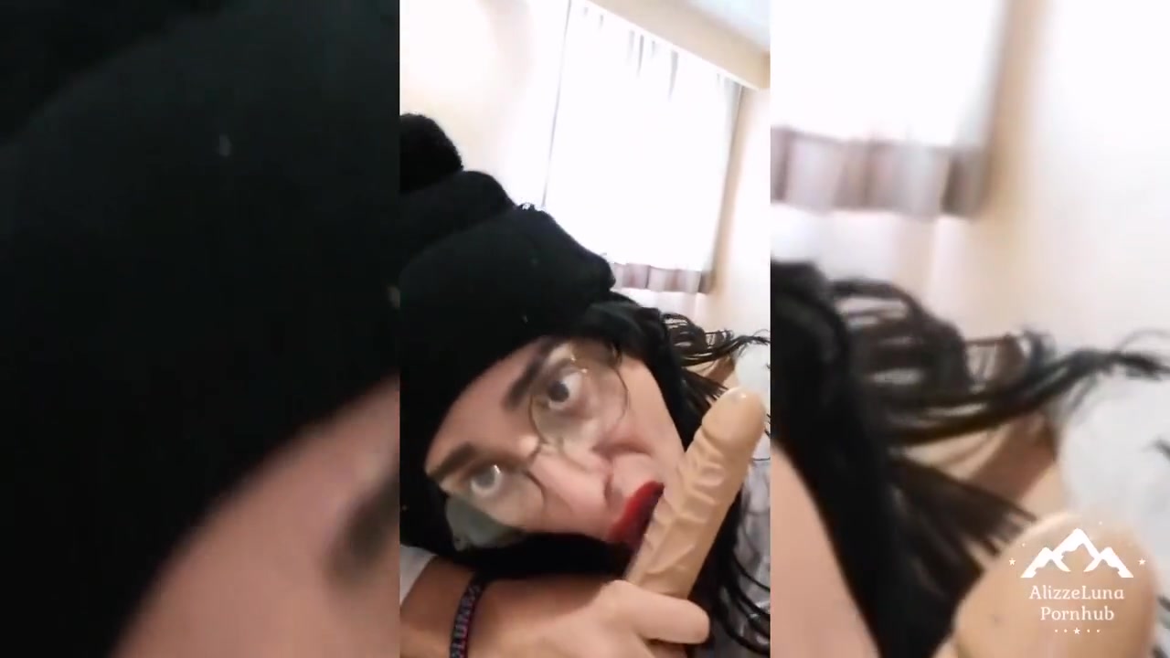 Alizze Luna Haciendose El Amor A Ella Misma