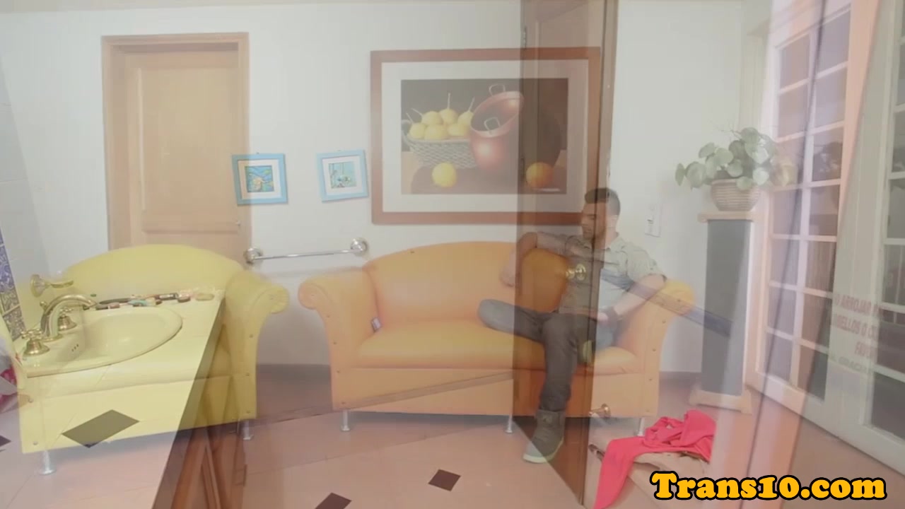 Sensual tranny drools on cock
