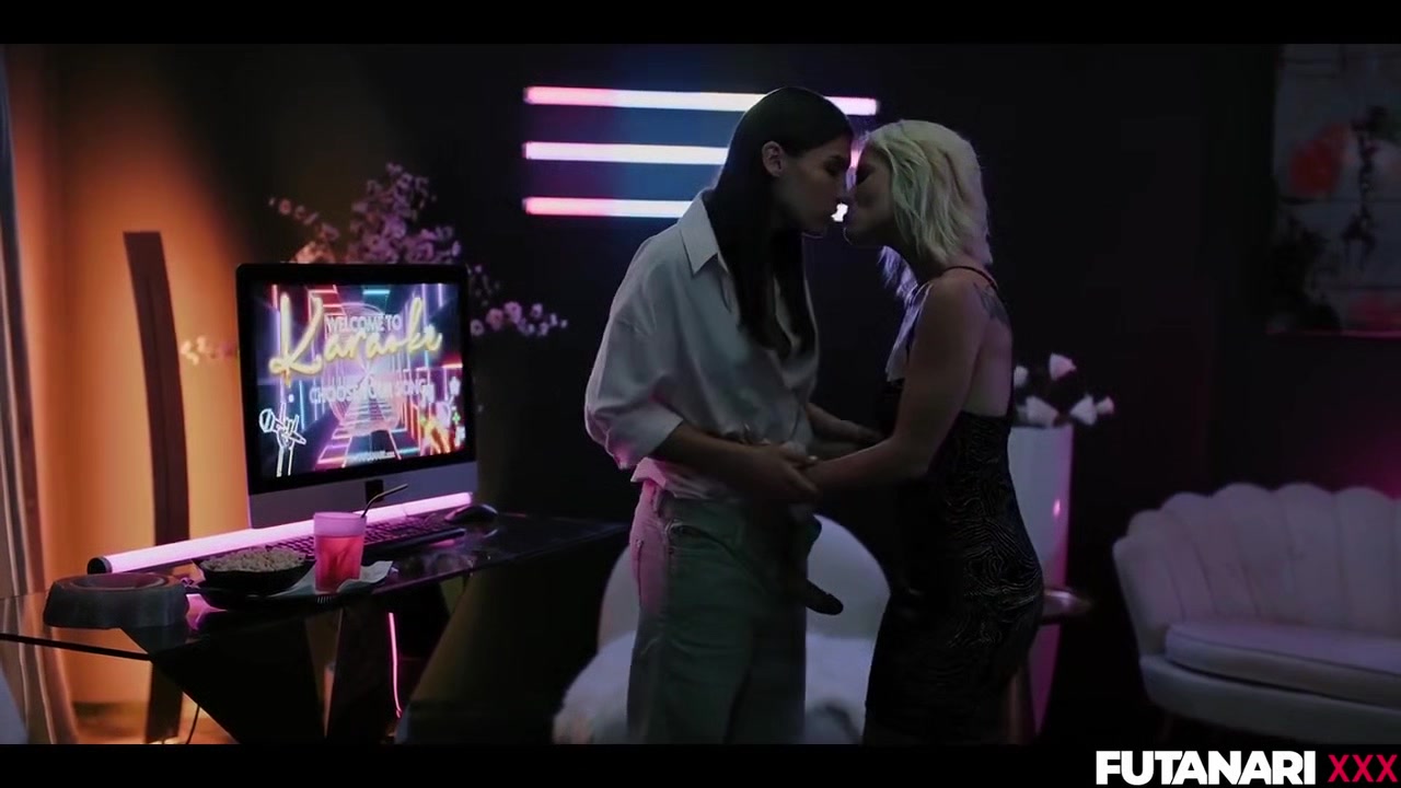 Ellie Luna & Zazie Skymm - The Peripheral