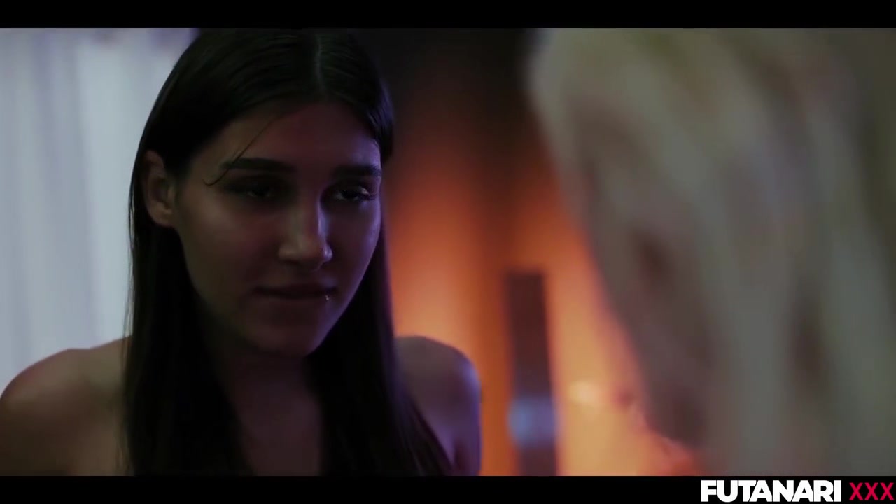 Ellie Luna & Zazie Skymm - The Peripheral