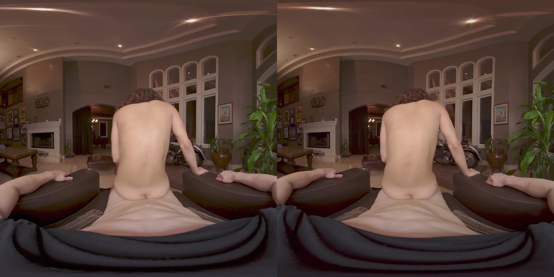 Kendra Sinclaire in Ride My Pillion Shemale VR Porn Video - VRBTrans