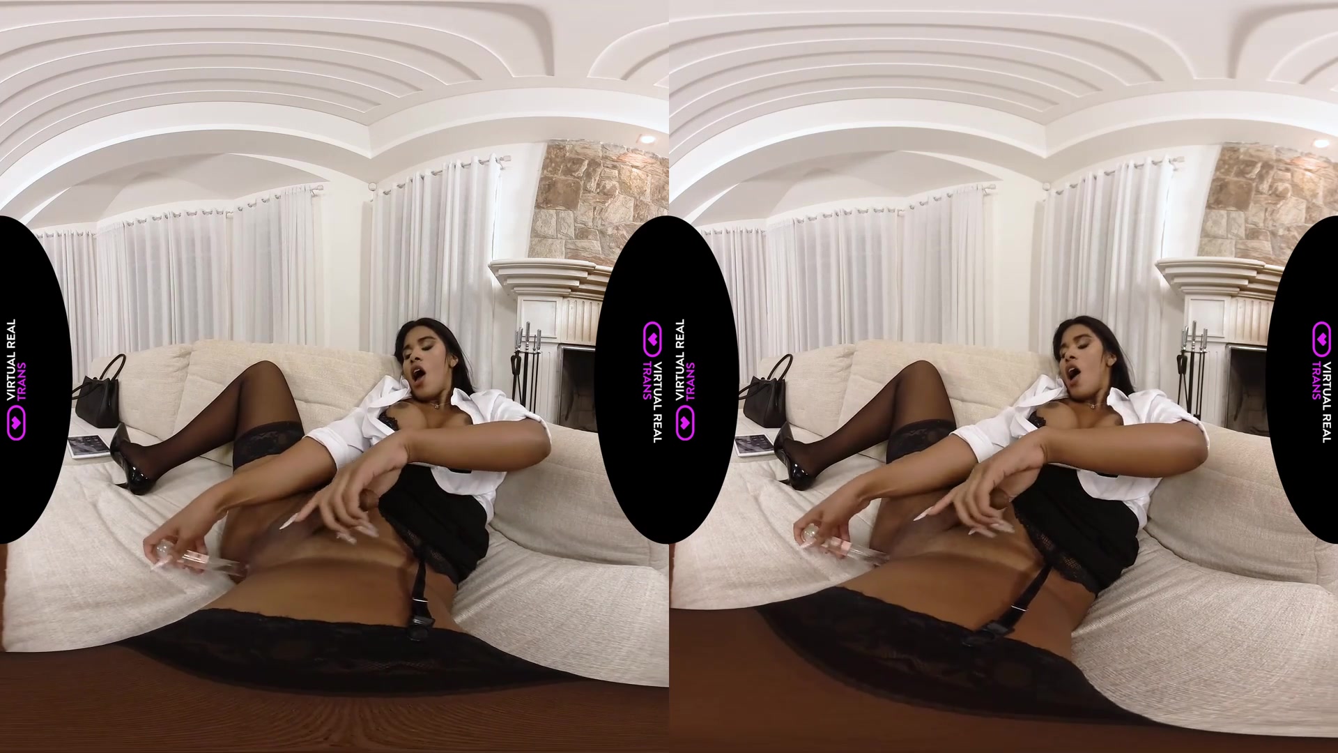 Business Woman - VirtualRealTrans