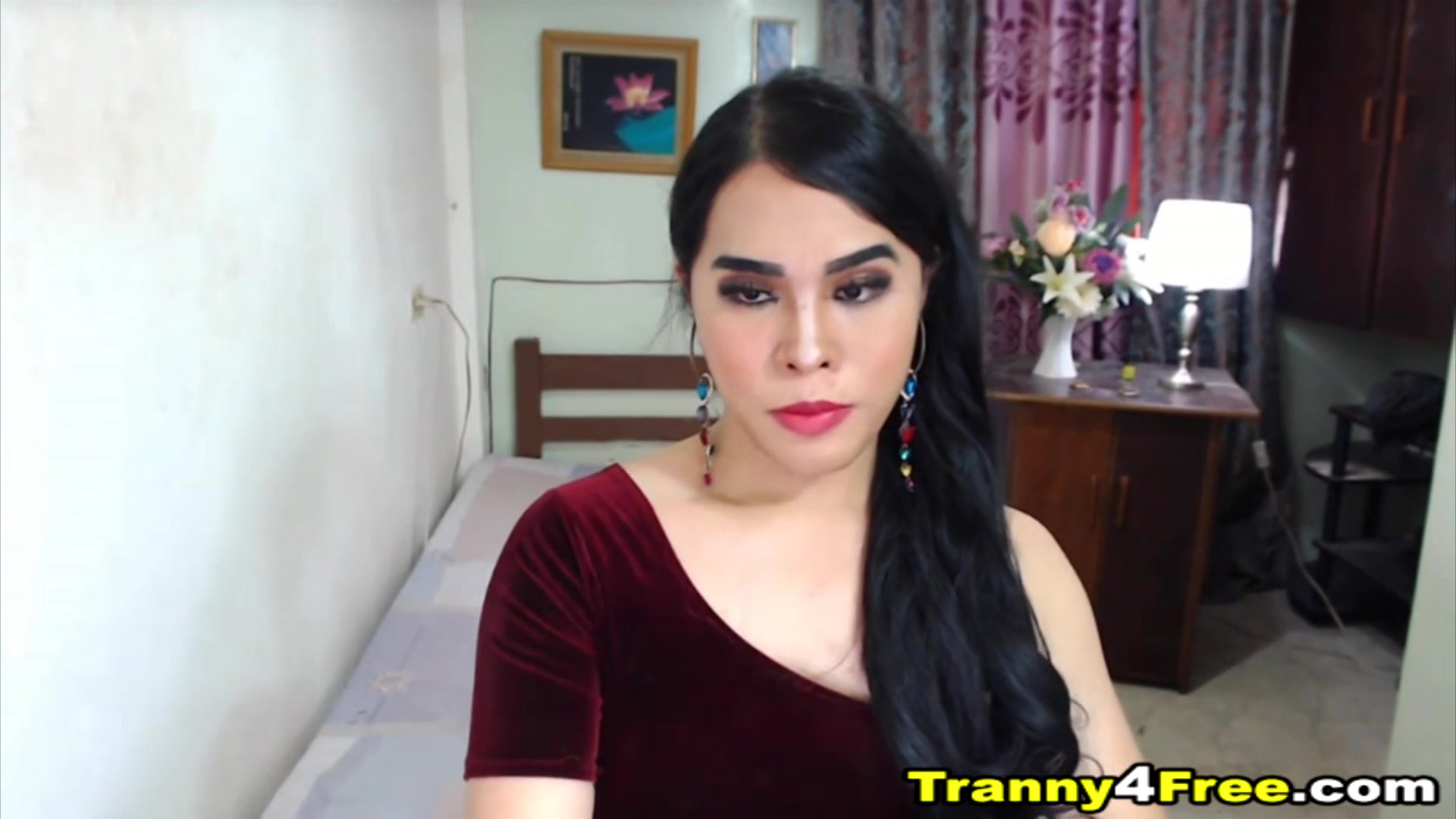 Pinay Beauty Shemale Wild Cock Handjob