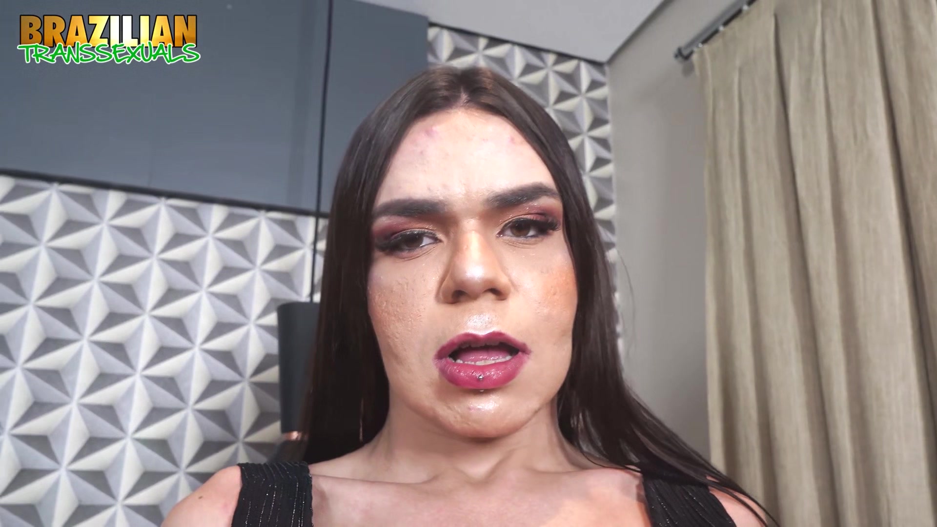 BRAZILIAN TRANSSEXUALS Rafaela Nascimento Striptease