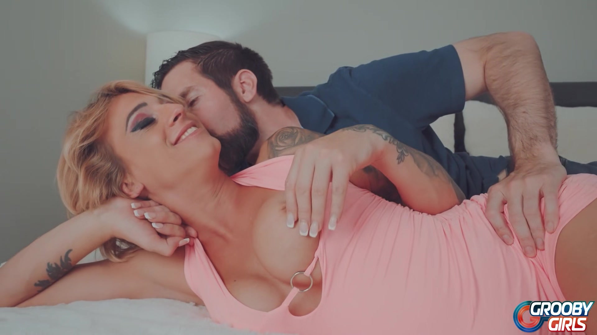 GROOBYGIRLS - Jade Radd Gets Screwed After The Show