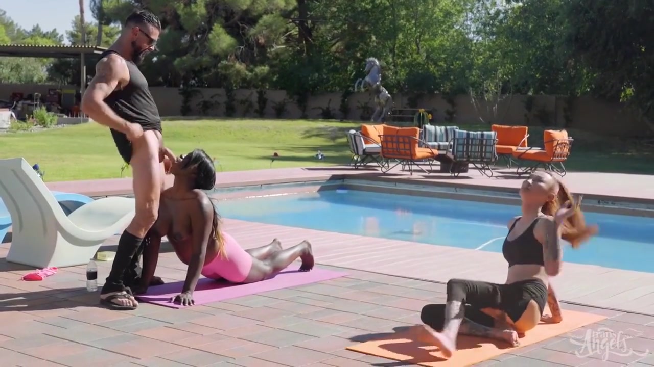 Shemale Yoga Fuckery Threesome Sex